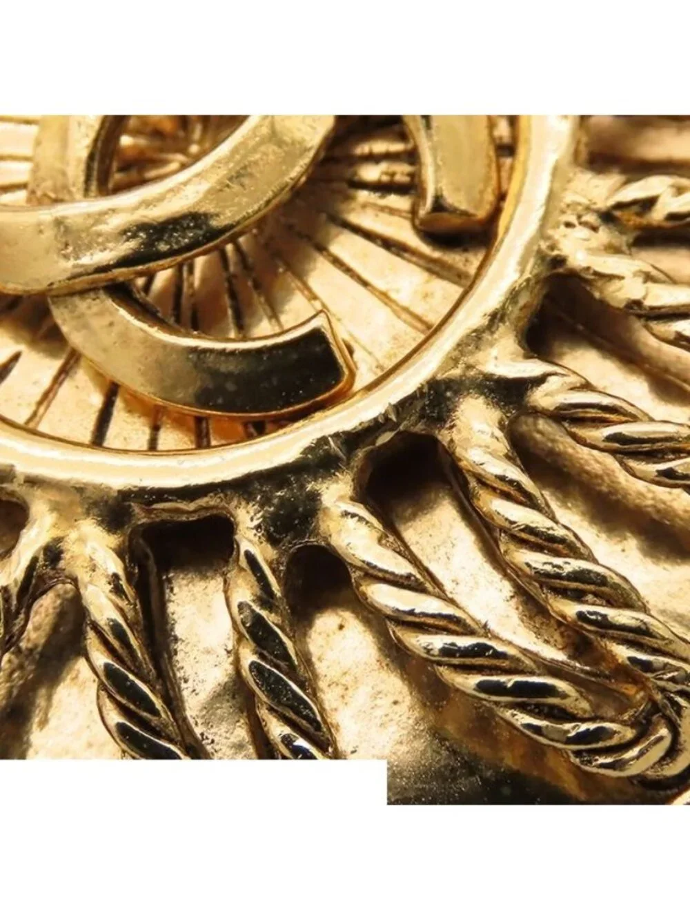 Chanel Pin Brooch Gold Metal CC Logo Sun Motif Vintage
